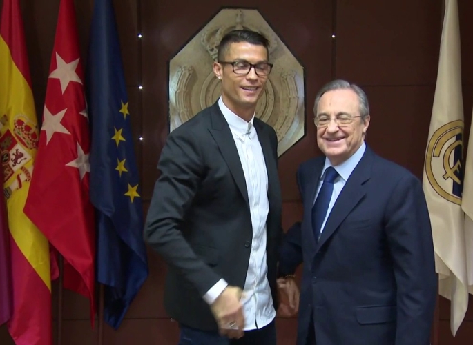 Embedded thumbnail for Cristiano Ronaldo hosszabbított